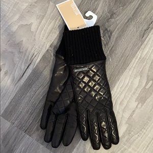 Michael kors Gloves - NWT